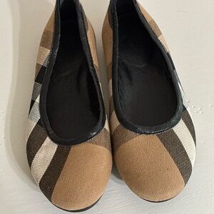 Burberry Tan and Black Kids Flats